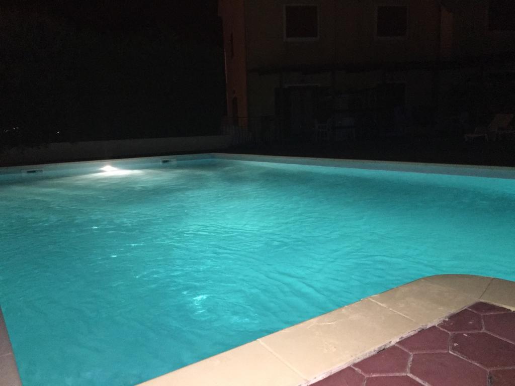 Lumbre Apartment Tar-Vabriga ภายนอก รูปภาพ