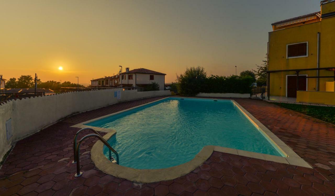 Lumbre Apartment Tar-Vabriga ภายนอก รูปภาพ